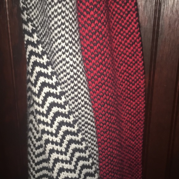 Infinity scarf - Picture 2 of 2